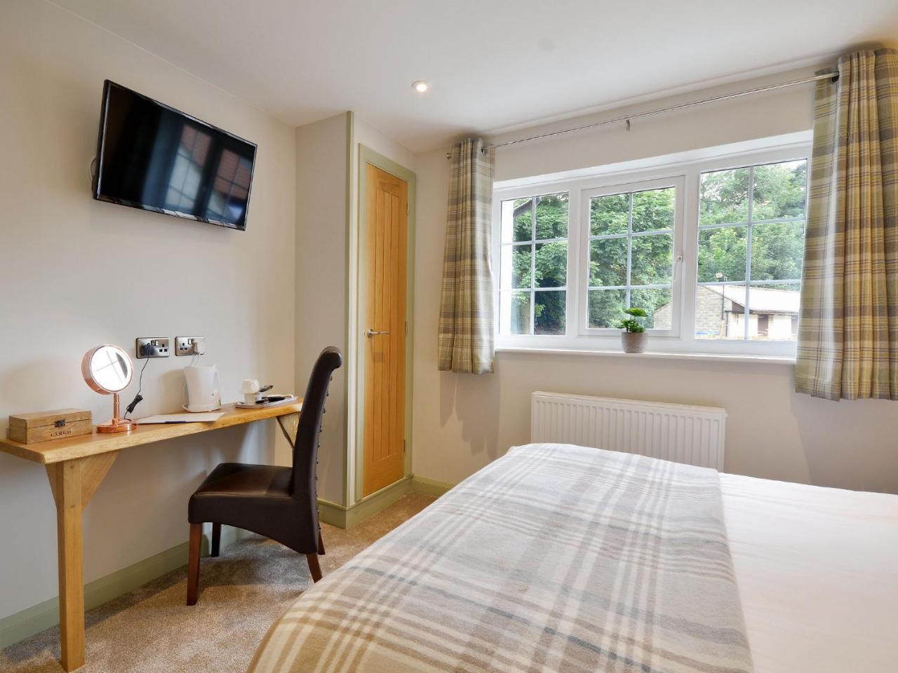 The Cayley Arms Inn Pickering Buitenkant foto