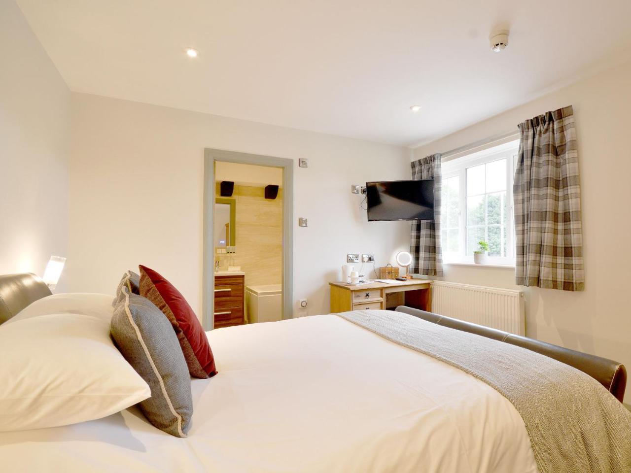 The Cayley Arms Inn Pickering Buitenkant foto